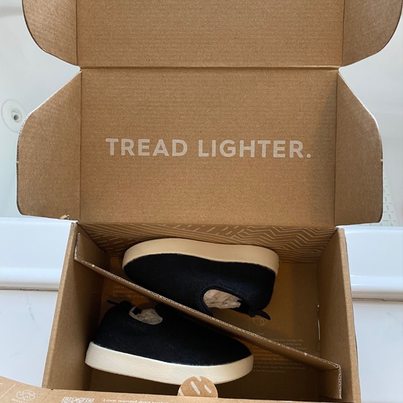 Baby Shoes, ALLBIRDS SMALLBIRDS, size 5T toddler, new in box, black - Picture 2 of 6